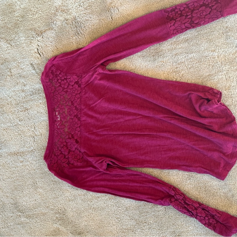 Red Maurice’s flowered long sleeve